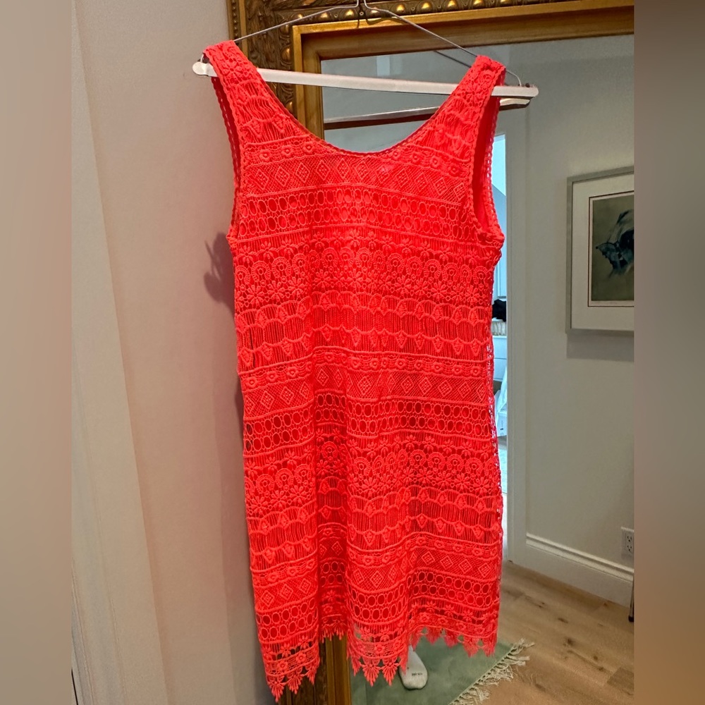 Hot pink dress!